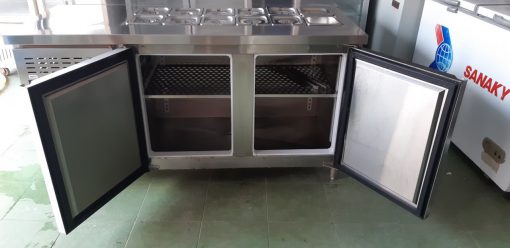 Tủ bàn mát inox cũ 1m5, tiết kiệm diện tích và bảo quản thực phẩm hiệu quả cho nhà hàng
