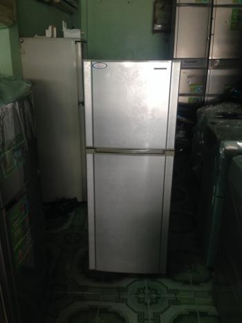 Tủ lạnh Samsung cũ 250 lít, chạy êm, không đóng tuyết, tiết kiệm điện, phù hợp gia đình 3–5 người
